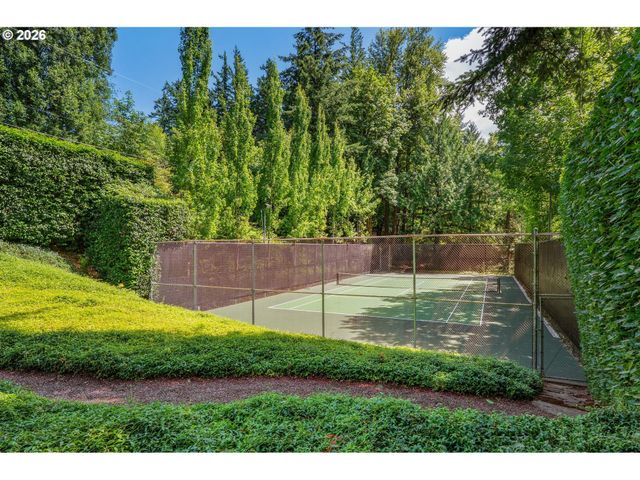 5020 Sw HUMPHREY Blvd, Portland, OR 97221
