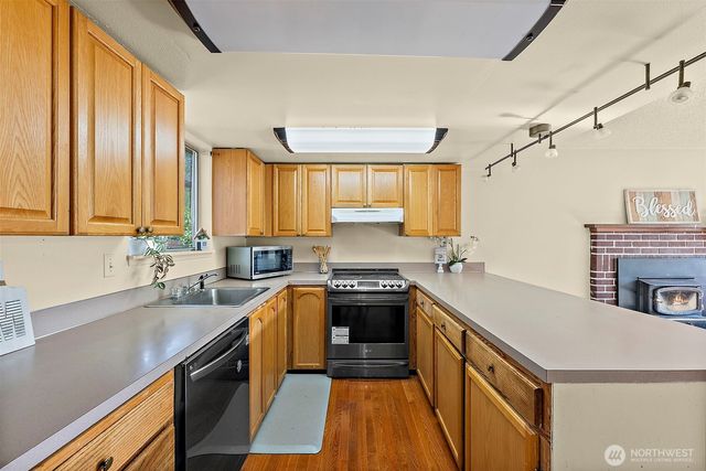 21043 120th Place SE, Kent, WA 98031