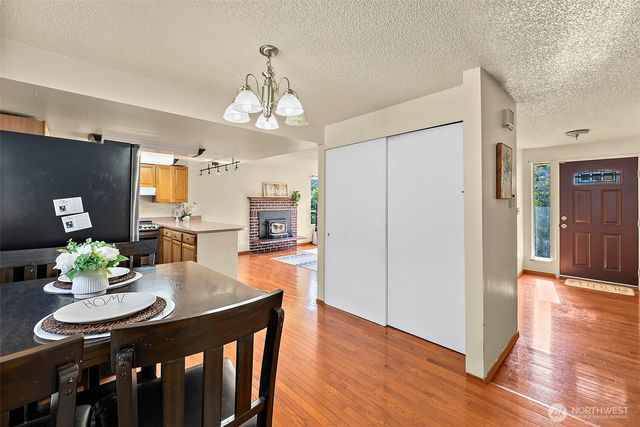 21043 120th Place SE, Kent, WA 98031
