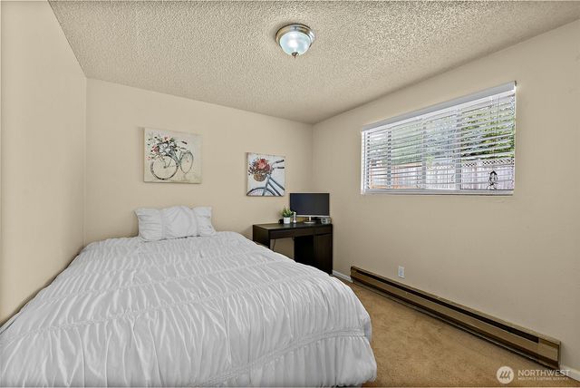 21043 120th Place SE, Kent, WA 98031