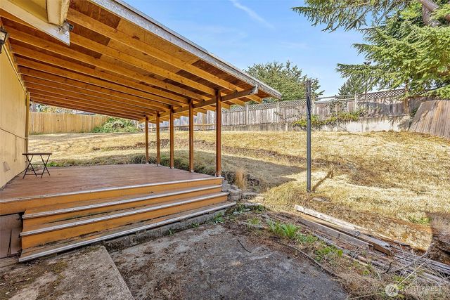 21043 120th Place SE, Kent, WA 98031