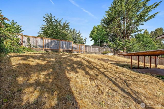 21043 120th Place SE, Kent, WA 98031