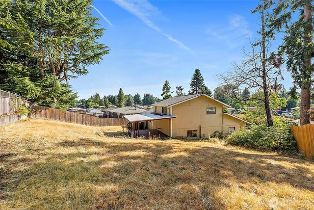 21043 120th Place SE, Kent, WA 98031