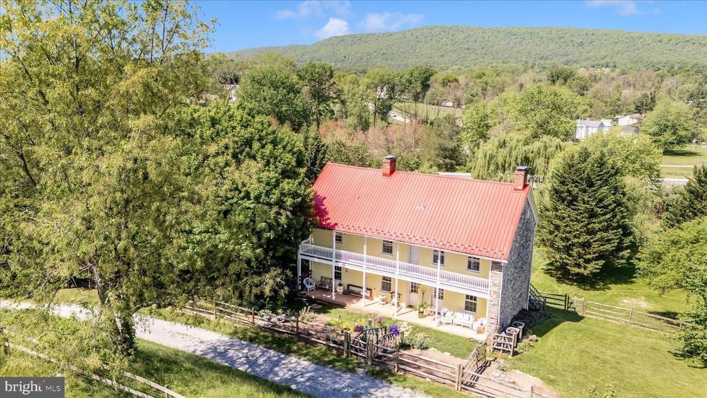 Image 17 of property listing at 20504 AND 20508 GAPLAND RD, Rohrersville, MD 21779