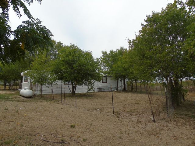 910 Bunton LN D, Uhland, TX 78640