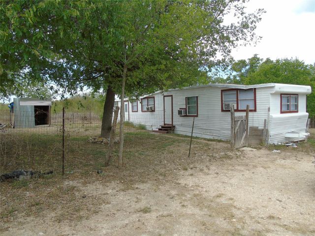 910 Bunton LN D, Uhland, TX 78640