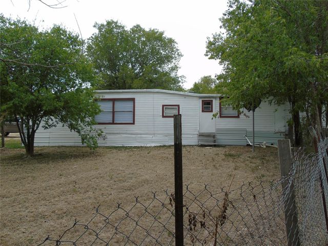 910 Bunton LN D, Uhland, TX 78640