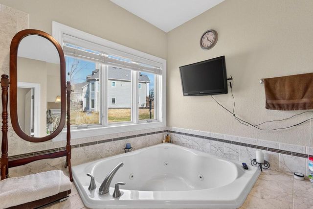 N60W27257 Trappers RUN, Sussex, WI 53089