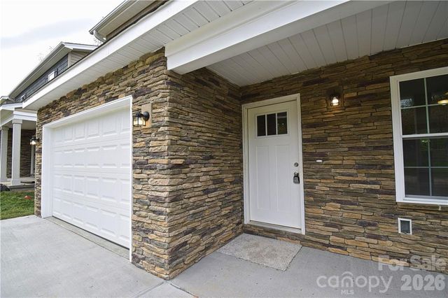 5110 Hanging Rock Court, Hickory, NC 28601