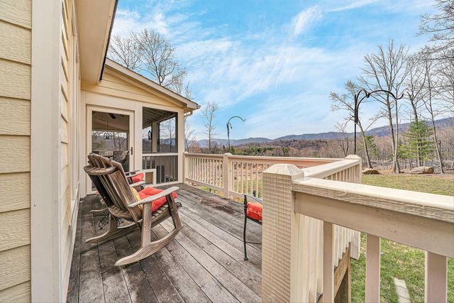 5464 Ridgelea Estates DR, Roanoke, VA 24018