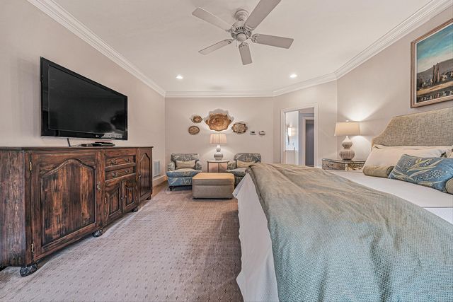 5464 Ridgelea Estates DR, Roanoke, VA 24018