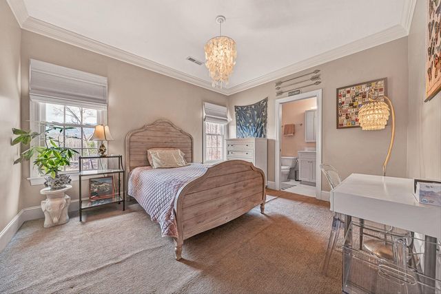 5464 Ridgelea Estates DR, Roanoke, VA 24018