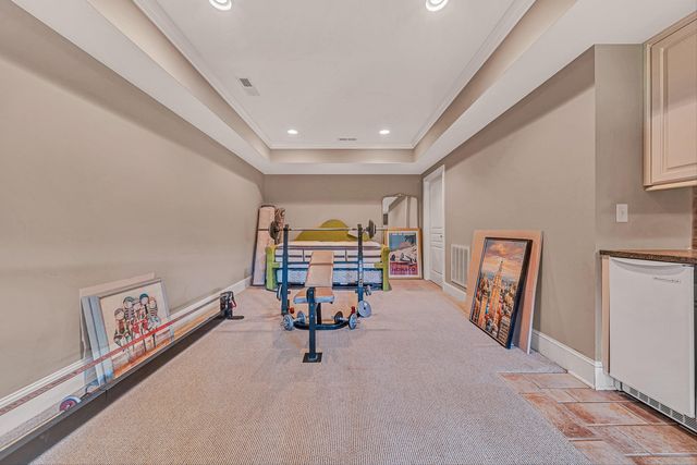 5464 Ridgelea Estates DR, Roanoke, VA 24018