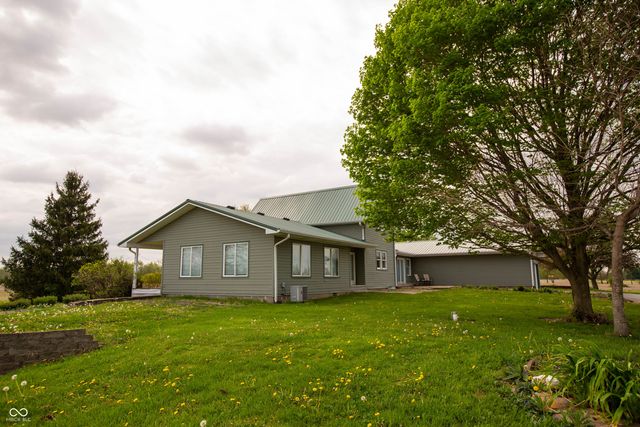 8335 N 750 W, Fairland, IN 46126
