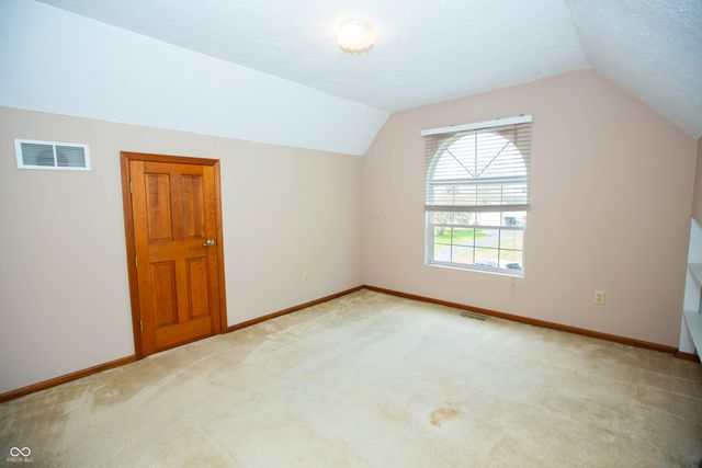 8335 N 750 W, Fairland, IN 46126