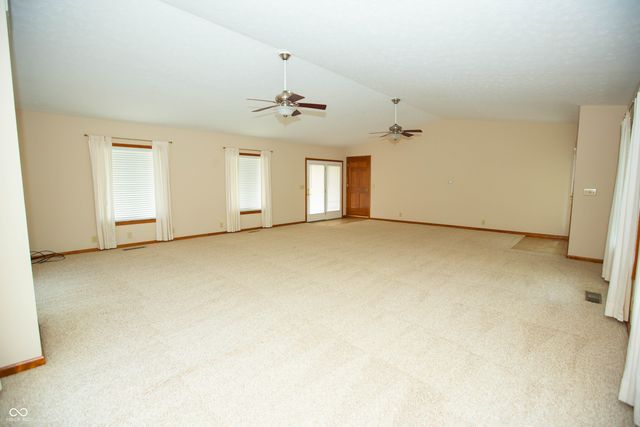 8335 N 750 W, Fairland, IN 46126