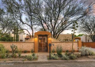 3008 E Adams Street, Tucson, AZ 85716
