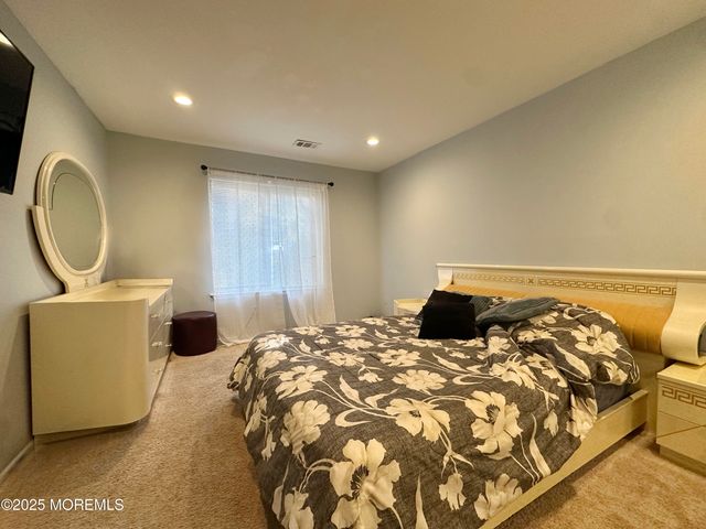 148 Delaware Trail, Lakewood, NJ 08701