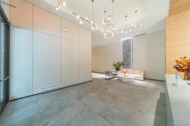 14449 Northern Boulevard 325, Flushing, NY 11354