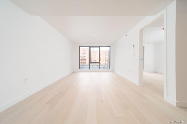 14449 Northern Boulevard 325, Flushing, NY 11354