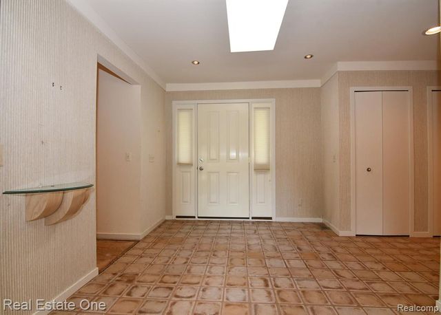 20080 Longridge Court, Northville, MI 48167