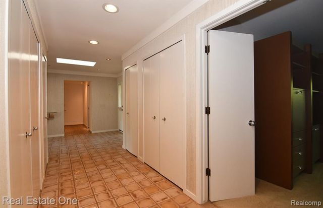 20080 Longridge Court, Northville, MI 48167