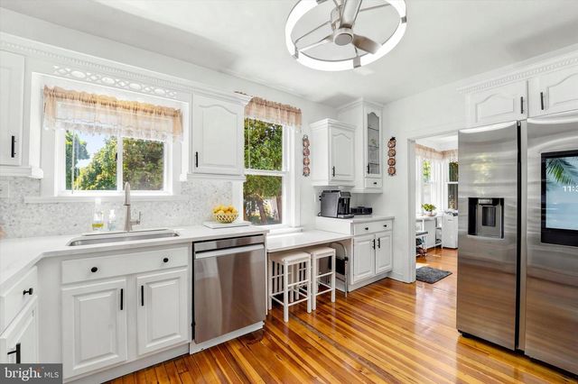 1229 BON AIR RD, Havertown, PA 19083