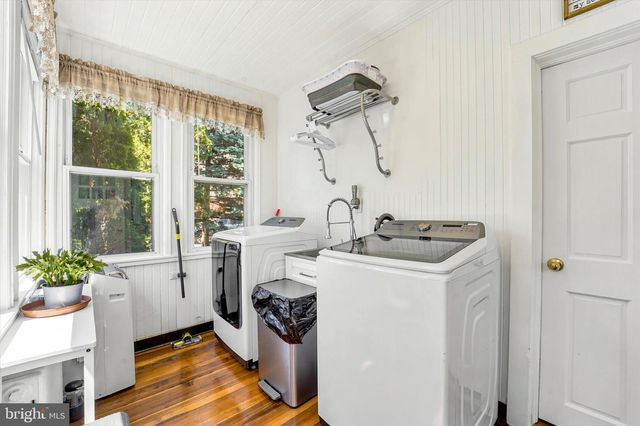 1229 BON AIR RD, Havertown, PA 19083