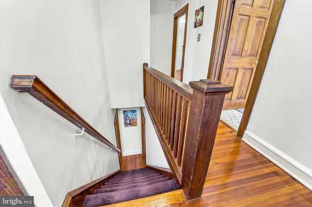1229 BON AIR RD, Havertown, PA 19083