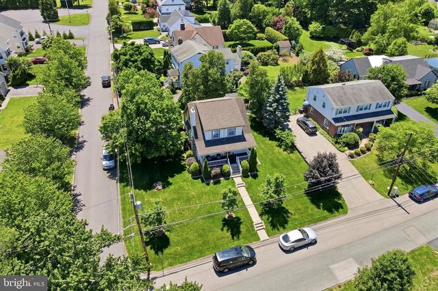 1229 BON AIR RD, Havertown, PA 19083