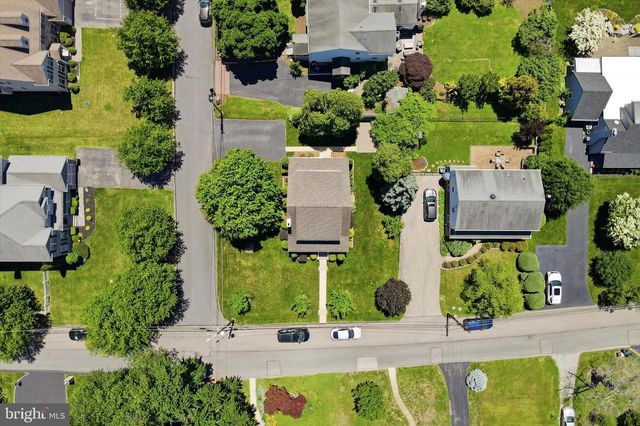 1229 BON AIR RD, Havertown, PA 19083