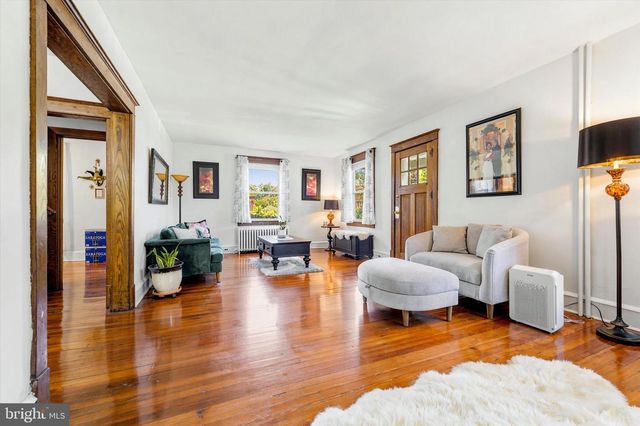 1229 BON AIR RD, Havertown, PA 19083