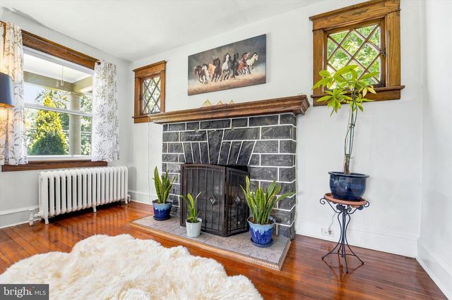 1229 BON AIR RD, Havertown, PA 19083