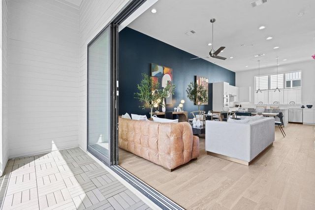 2805 McCurdy ST 7, Austin, TX 78723