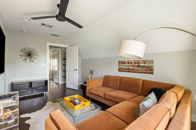 308 W North Loop BLVD 1, Austin, TX 78751