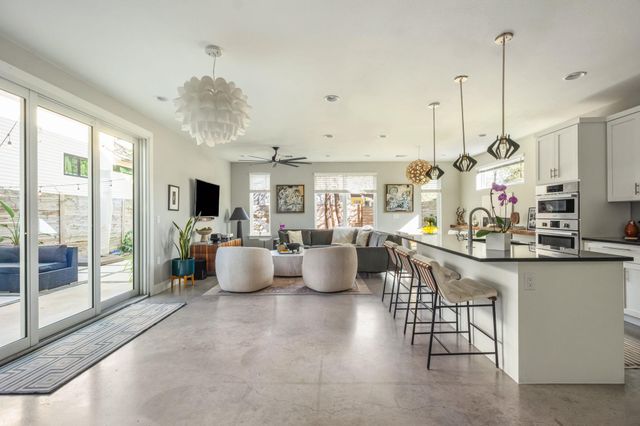 308 W North Loop BLVD 1, Austin, TX 78751