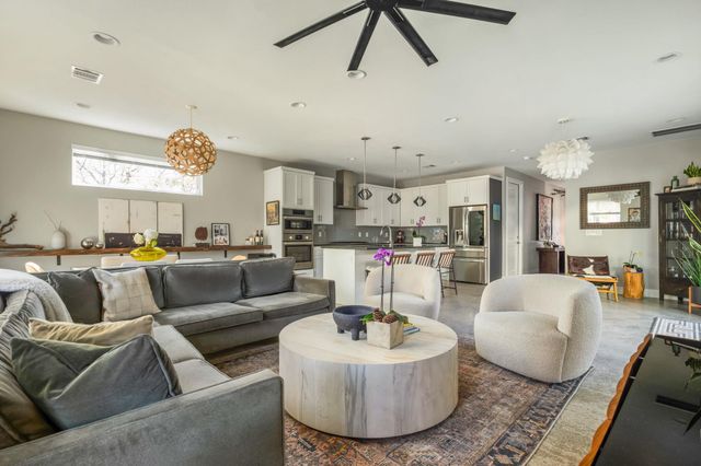 308 W North Loop BLVD 1, Austin, TX 78751