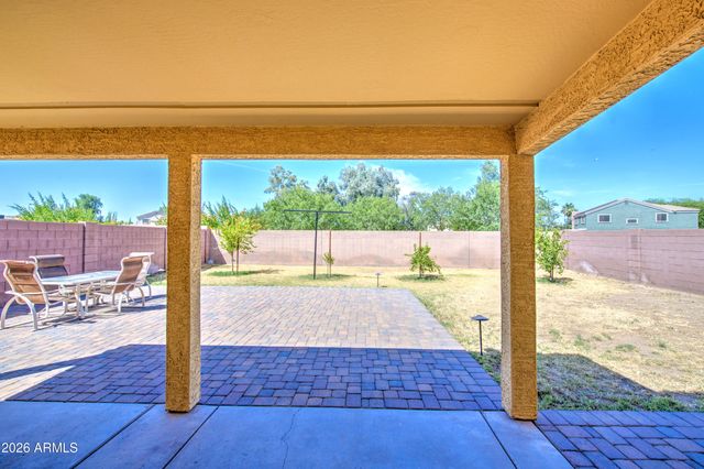 8506 W LUKEN Way, Tolleson, AZ 85353