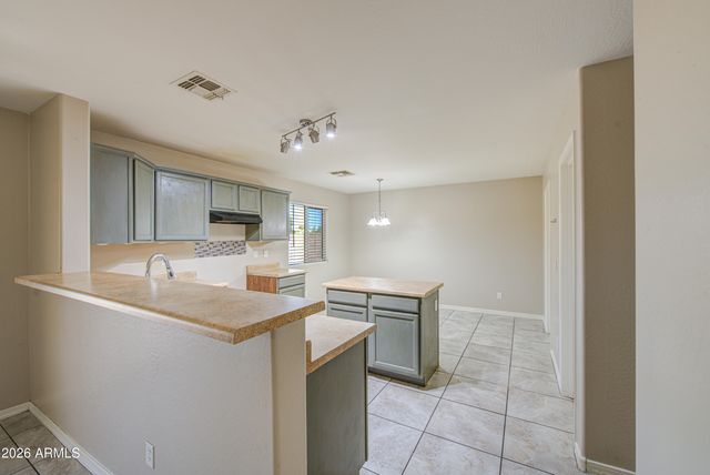 8506 W LUKEN Way, Tolleson, AZ 85353