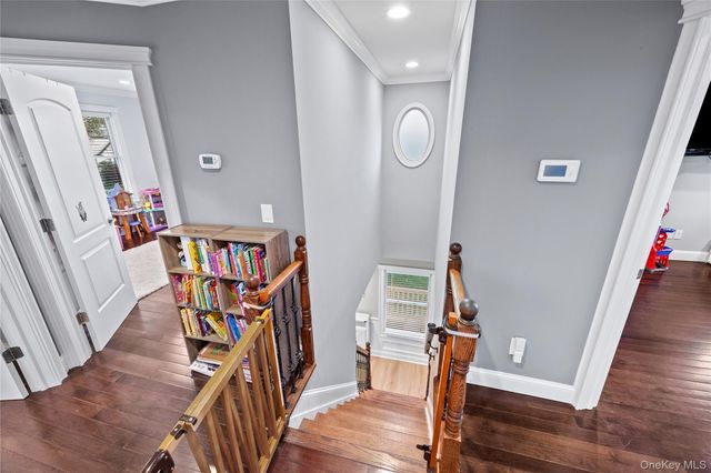 122 Linton Avenue, Lindenhurst, NY 11757