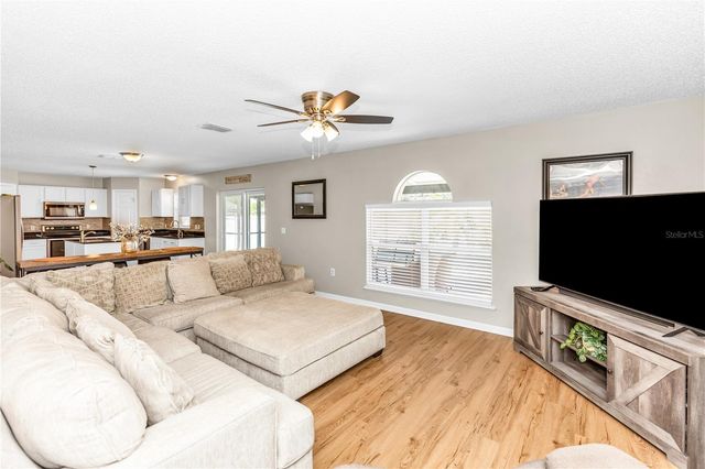 1874 CORNER MEADOW CIRCLE, Orlando, FL 32820