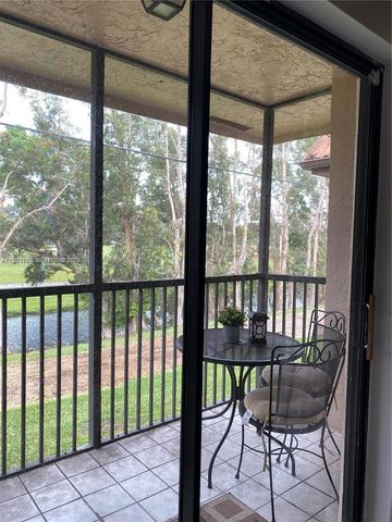 10321 NW 11th St 202, Pembroke Pines, FL 33026