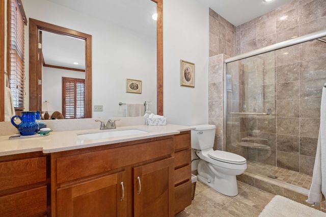2115 Sharondale Dr, Nashville, TN 37215