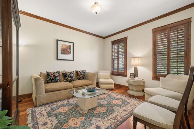 2115 Sharondale Dr, Nashville, TN 37215