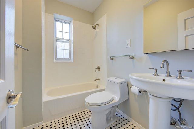 79-15 35th Avenue 5A, Jackson Heights, NY 11372