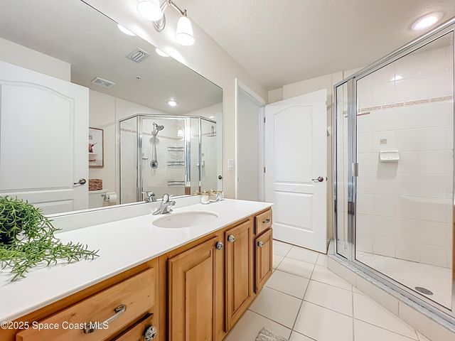 601 N Miramar Avenue 205, Indialantic, FL 32903
