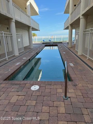 601 N Miramar Avenue 205, Indialantic, FL 32903