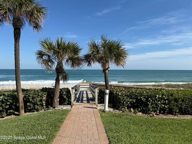 601 N Miramar Avenue 205, Indialantic, FL 32903