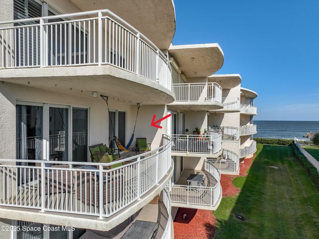 601 N Miramar Avenue 205, Indialantic, FL 32903