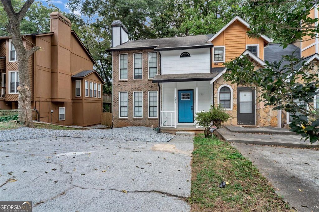 842 Brandy Oaks Lane, Stone Mountain, GA 30088 — photo 2